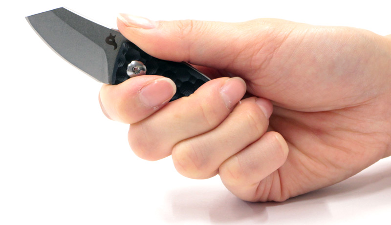 couteau-pliant-tour-de-cou2